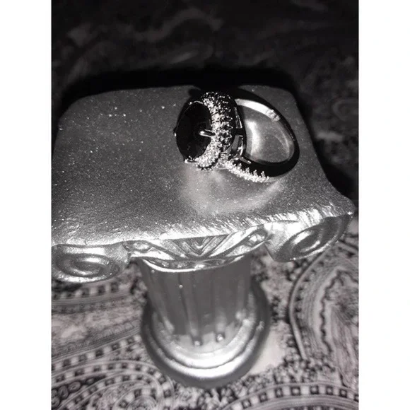 Black Sapphire & Diamond Ring Sz 7 - 925 Silver Cocktail Ring NIB - Picture 4 of 5